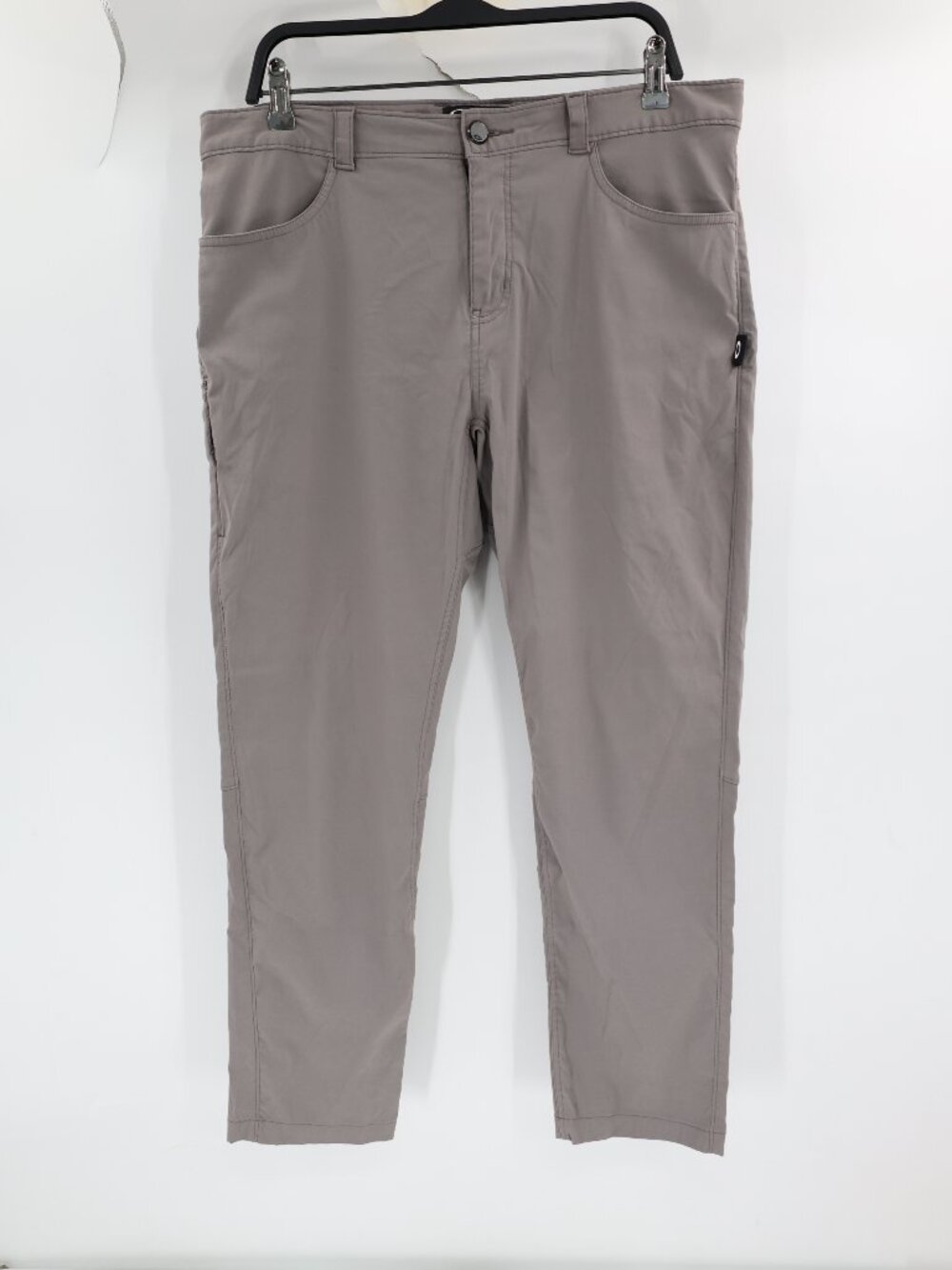 Oakley Pants Mens 34 Regular Fit Performance Golf Flat Front Straight Leg Gray